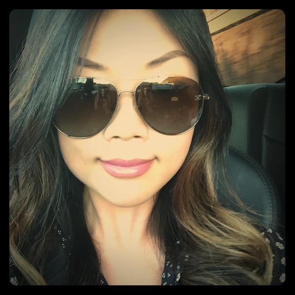 Meet your Posher, Lily - Picture 1 of 1